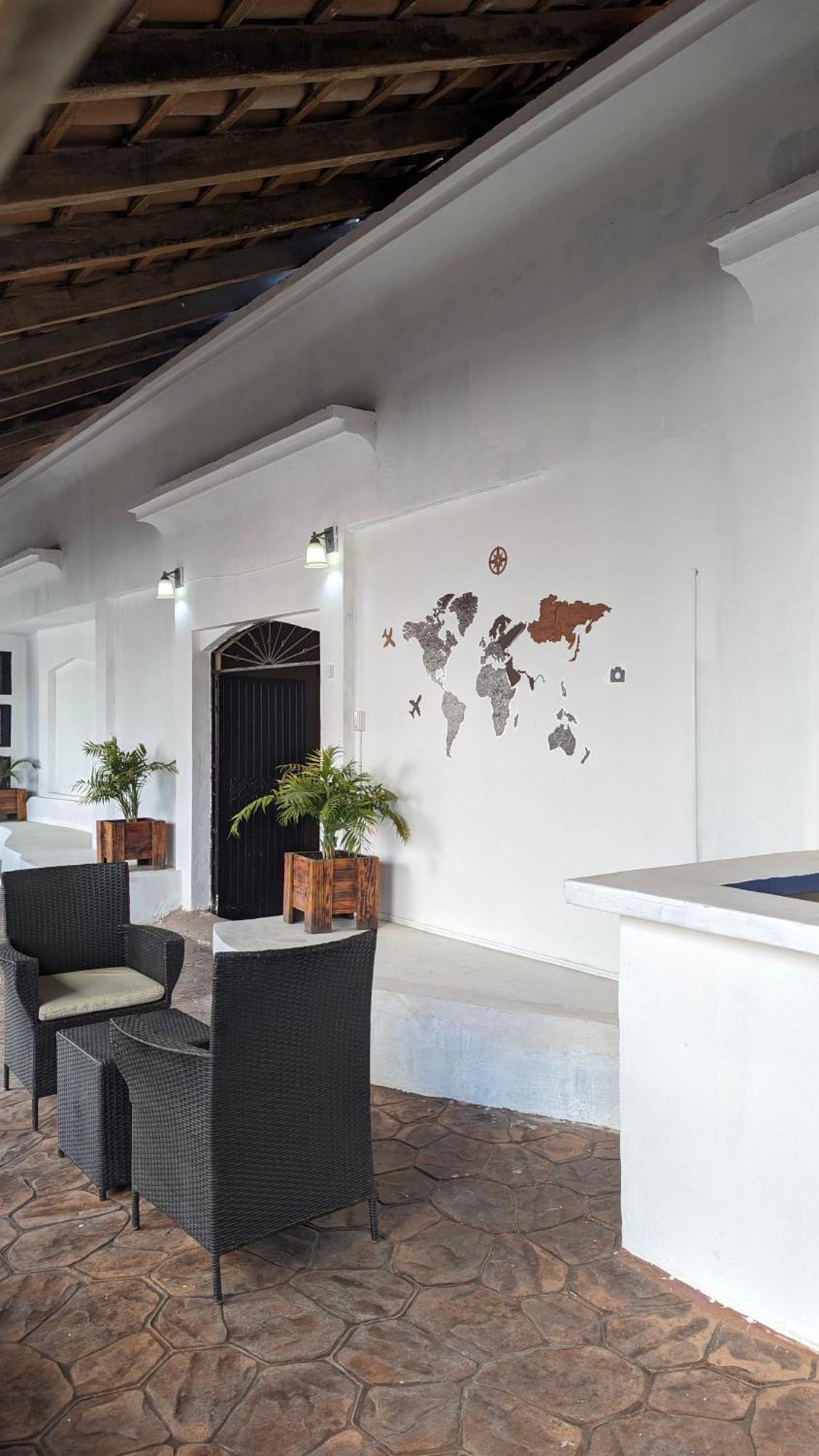 Hotel Casa De Arnold 3*